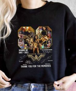 Wonder Woman 80 Years Of 1941-2021 Thank You For The Memories Signatures Shirt, Wonder Woman For Men Shirt 6