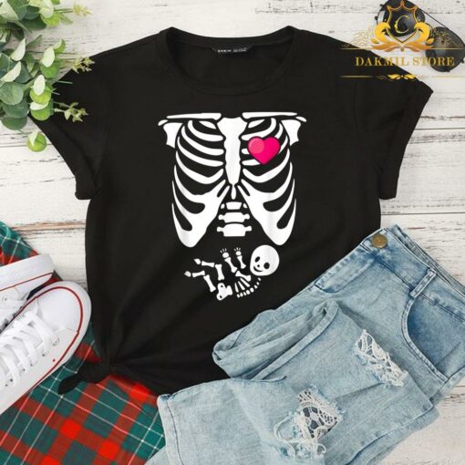halloween pregnant couple costumes 2